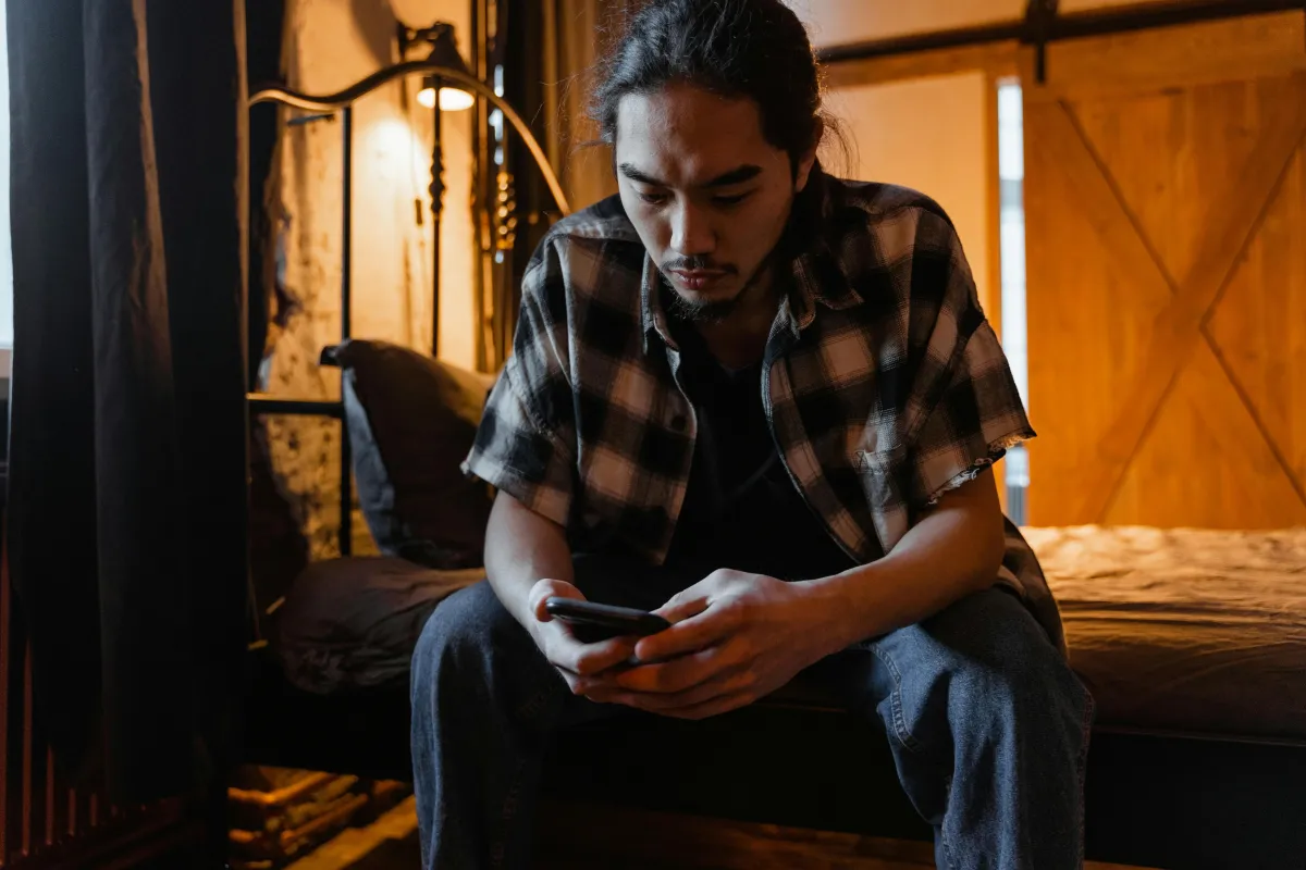 When Long Distance Gets Hard: How to Get Through the Tough Weeks